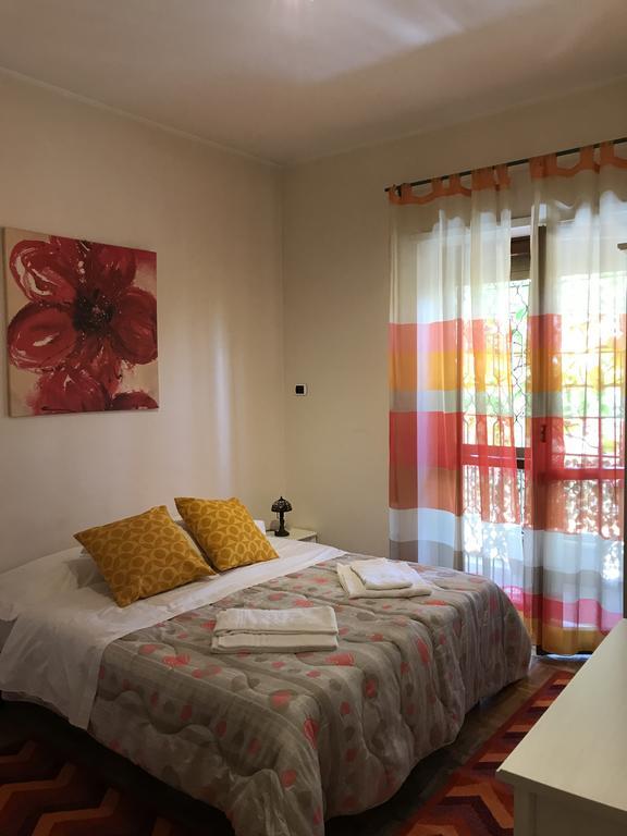 Bed and Breakfast La Fontana Di Carlotta Rom Exterior foto
